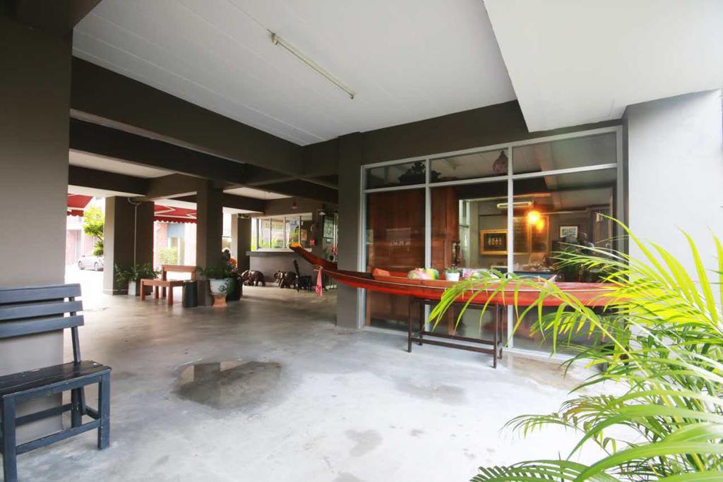 Namnon Place Nonthaburi Luaran gambar