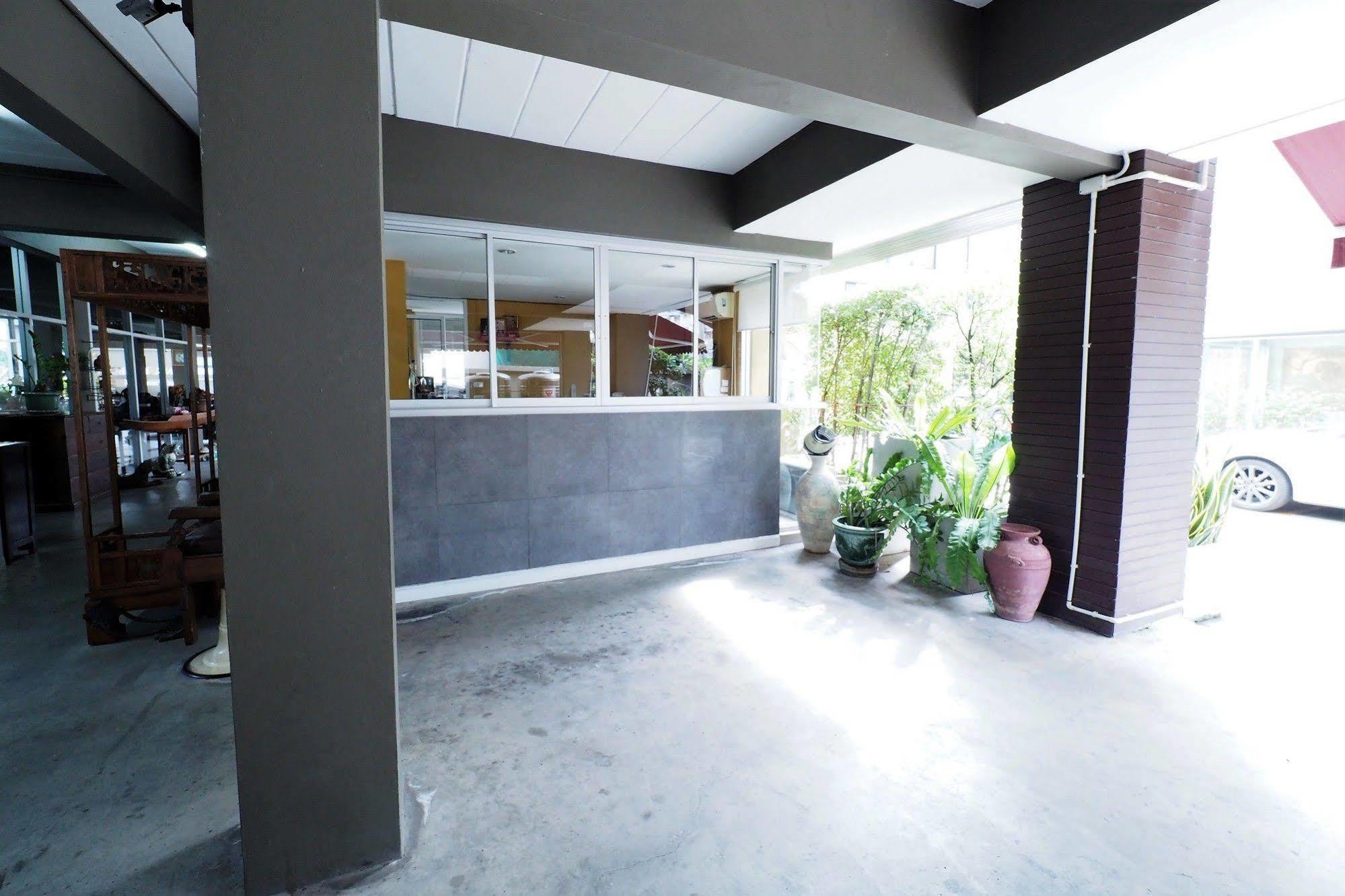 Namnon Place Nonthaburi Luaran gambar