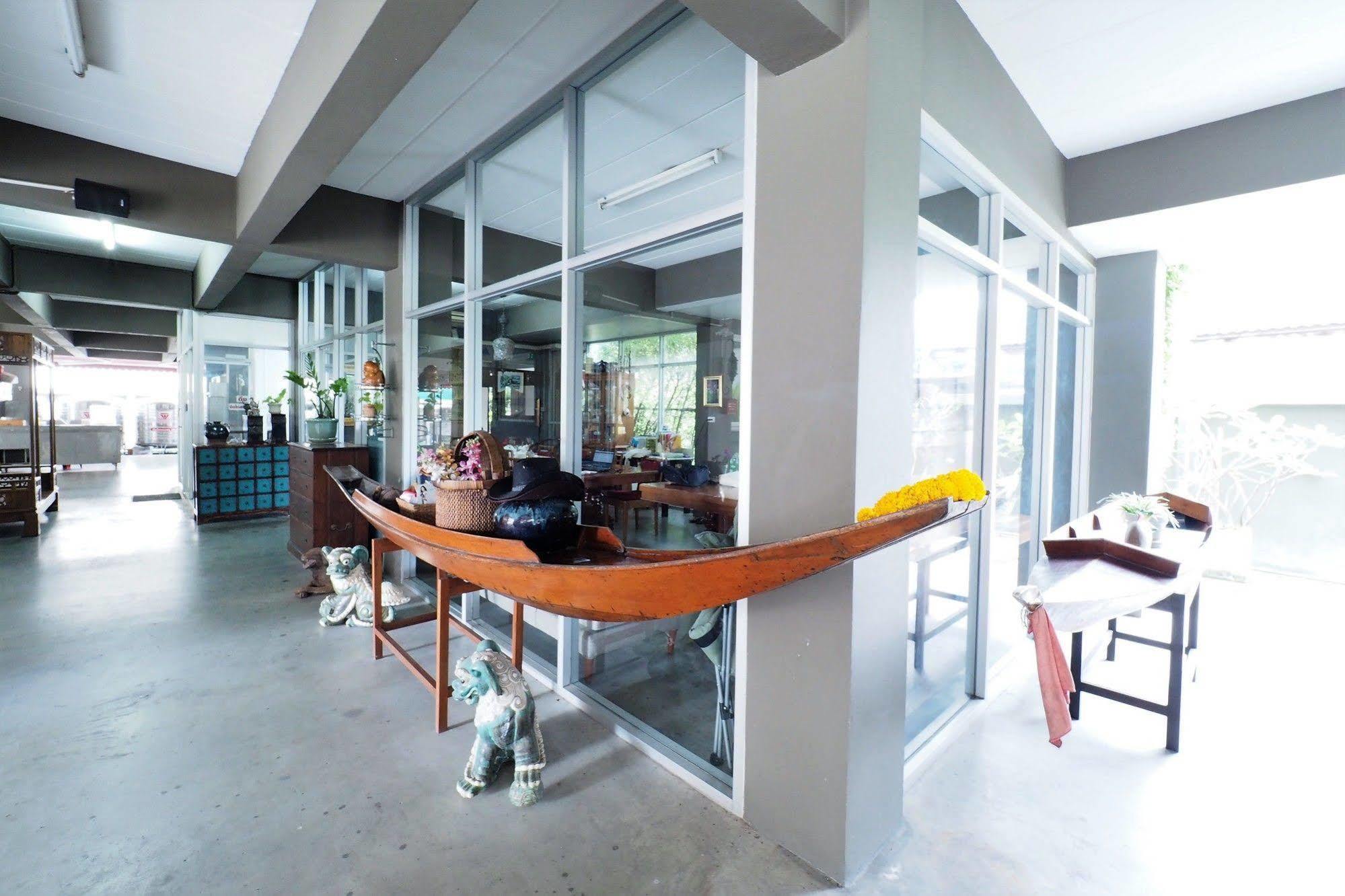 Namnon Place Nonthaburi Luaran gambar